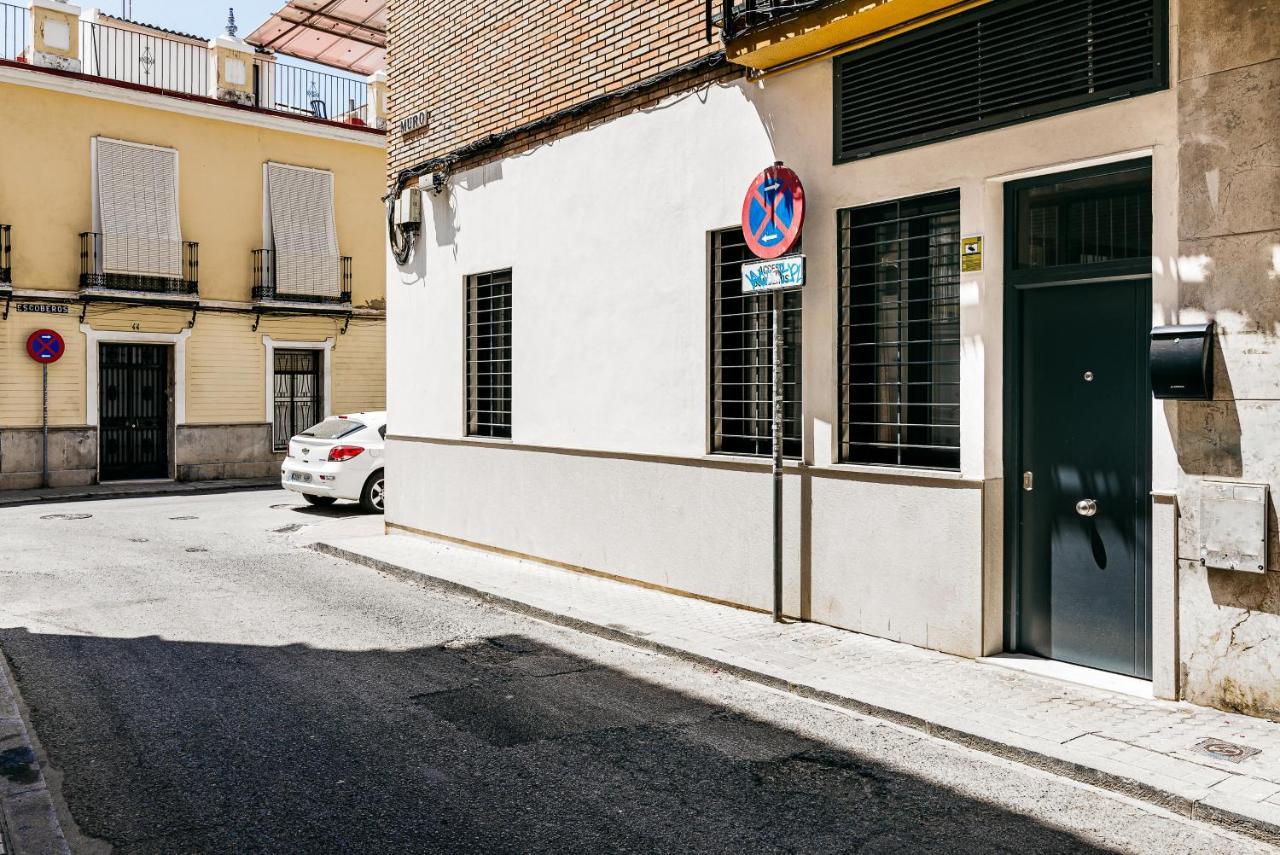 Apartamento Macarena Junto A La Basilica De La Macarena セビリア エクステリア 写真